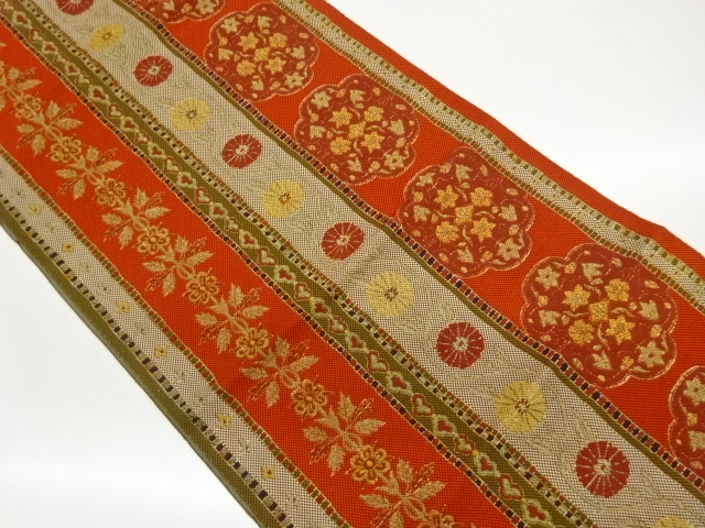 本場筑前博多縞に草花・花唐草模様織出し名古屋帯